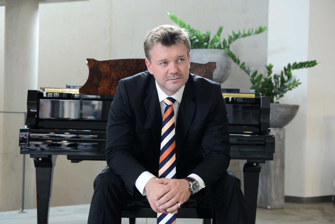 Karsten_Steffgen_youCcom_Klav_12_8.jpg Karsten Steffgen